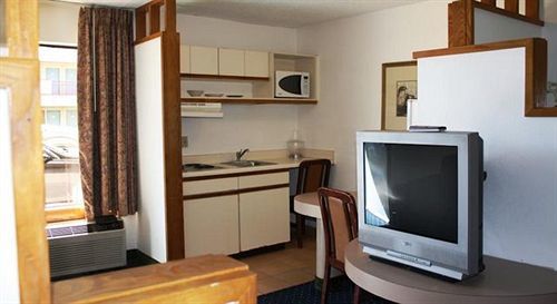 Hotel 6-irving, Tx - Dfw Airport East